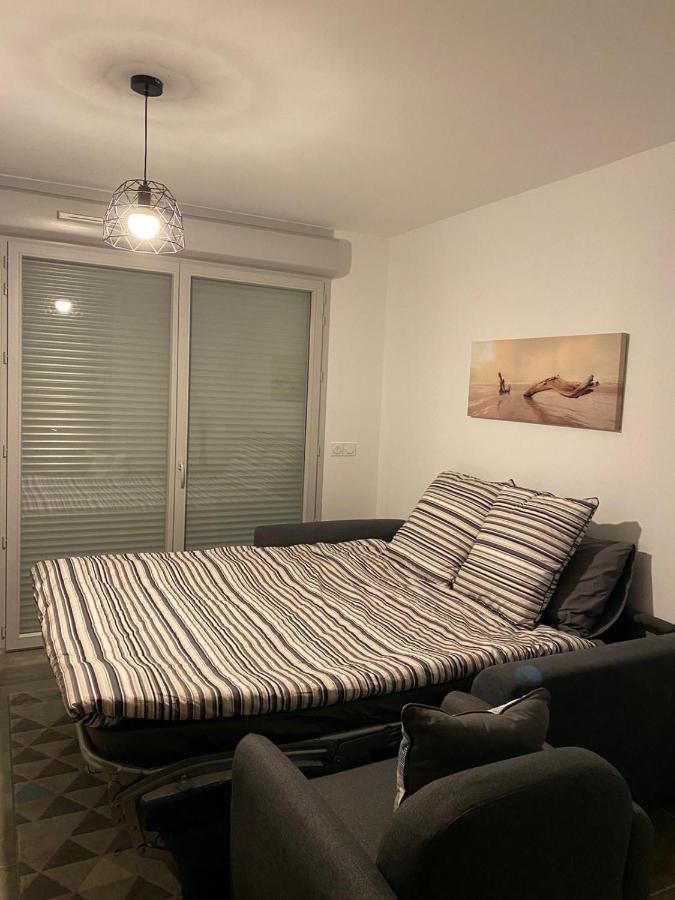 Appartement Neuf Moderne Avec Piscine Puget-sur Argens Exterior photo